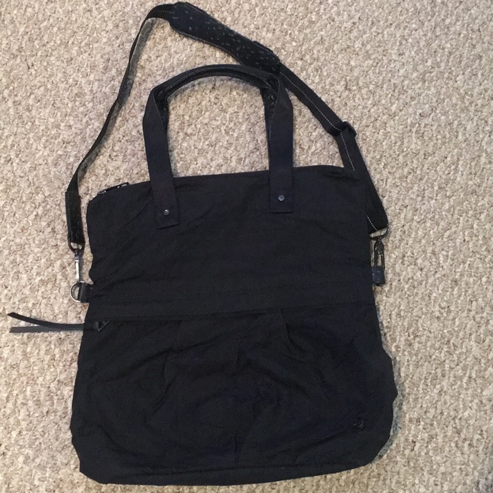 Lululemon black crossbody bag